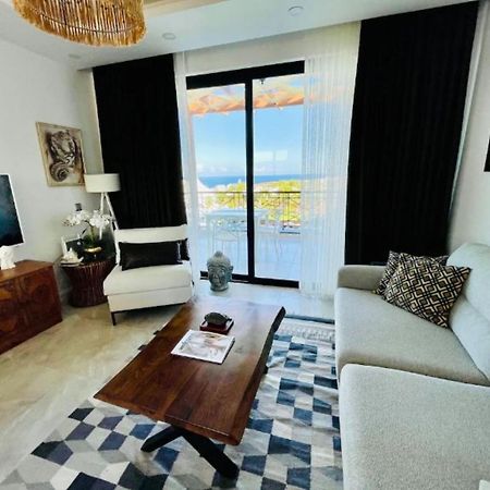 Luxurious Seafront Penthouse Διαμέρισμα Κερύνεια Εξωτερικό φωτογραφία