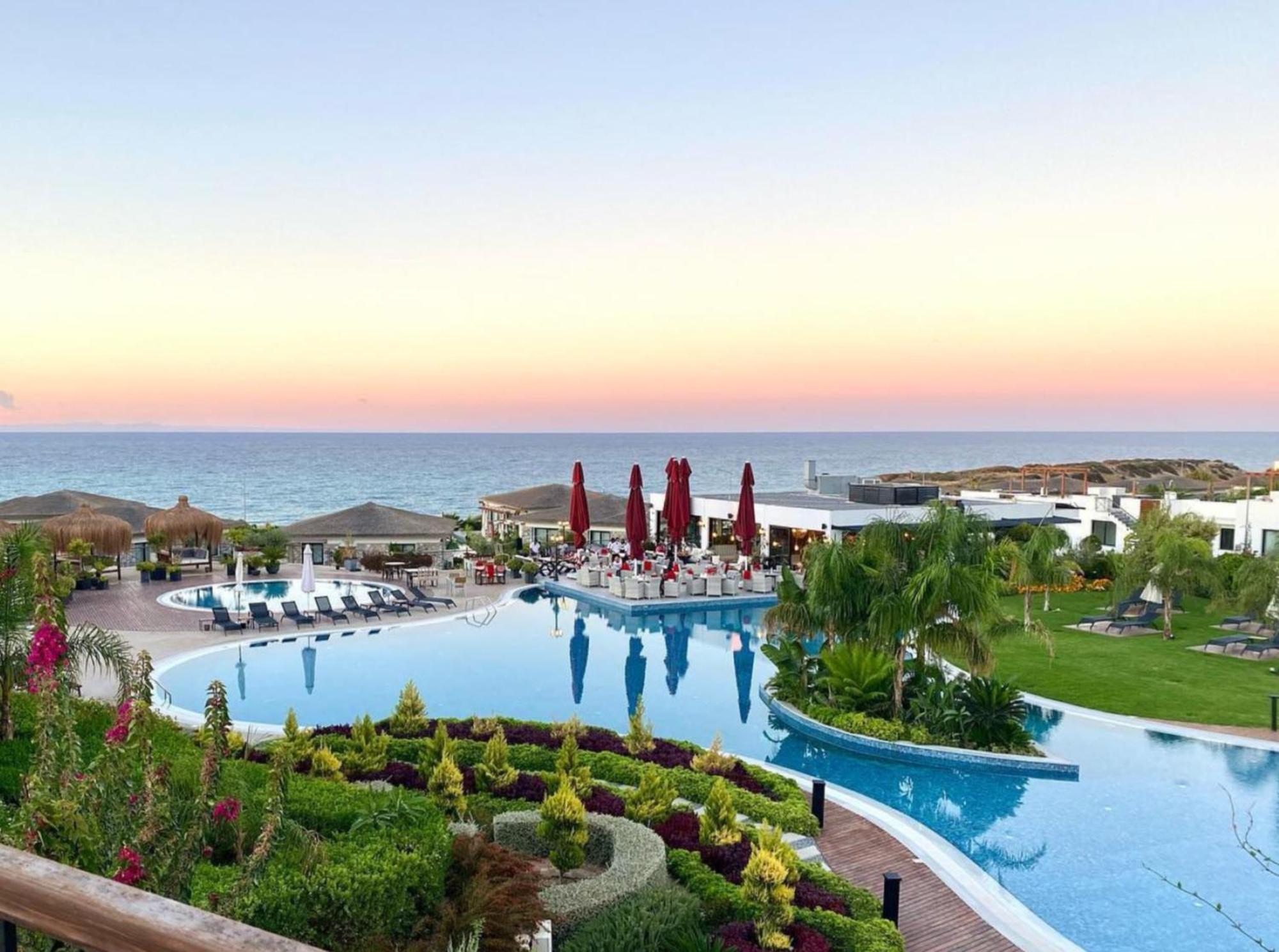 Luxurious Seafront Penthouse Διαμέρισμα Κερύνεια Εξωτερικό φωτογραφία