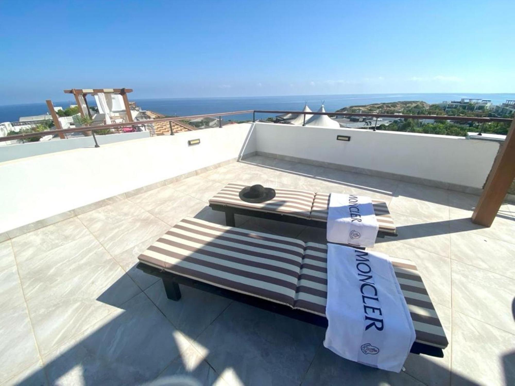 Luxurious Seafront Penthouse Διαμέρισμα Κερύνεια Εξωτερικό φωτογραφία